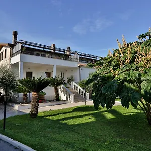 Il Giardino Di Stella 3*, Frascati Italia